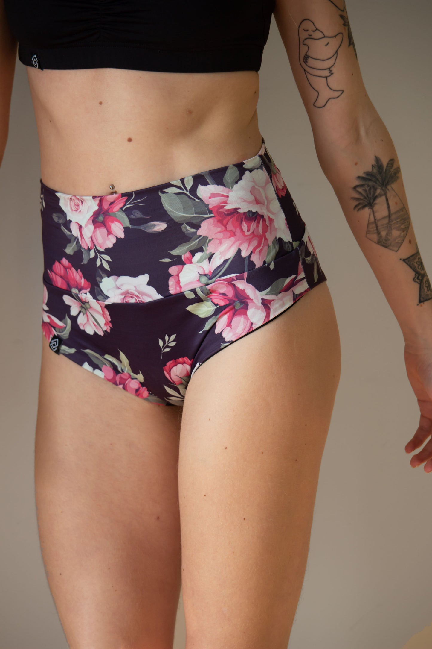 High waist floral print shorts for pole dance with a cheeky brazil scrunch back