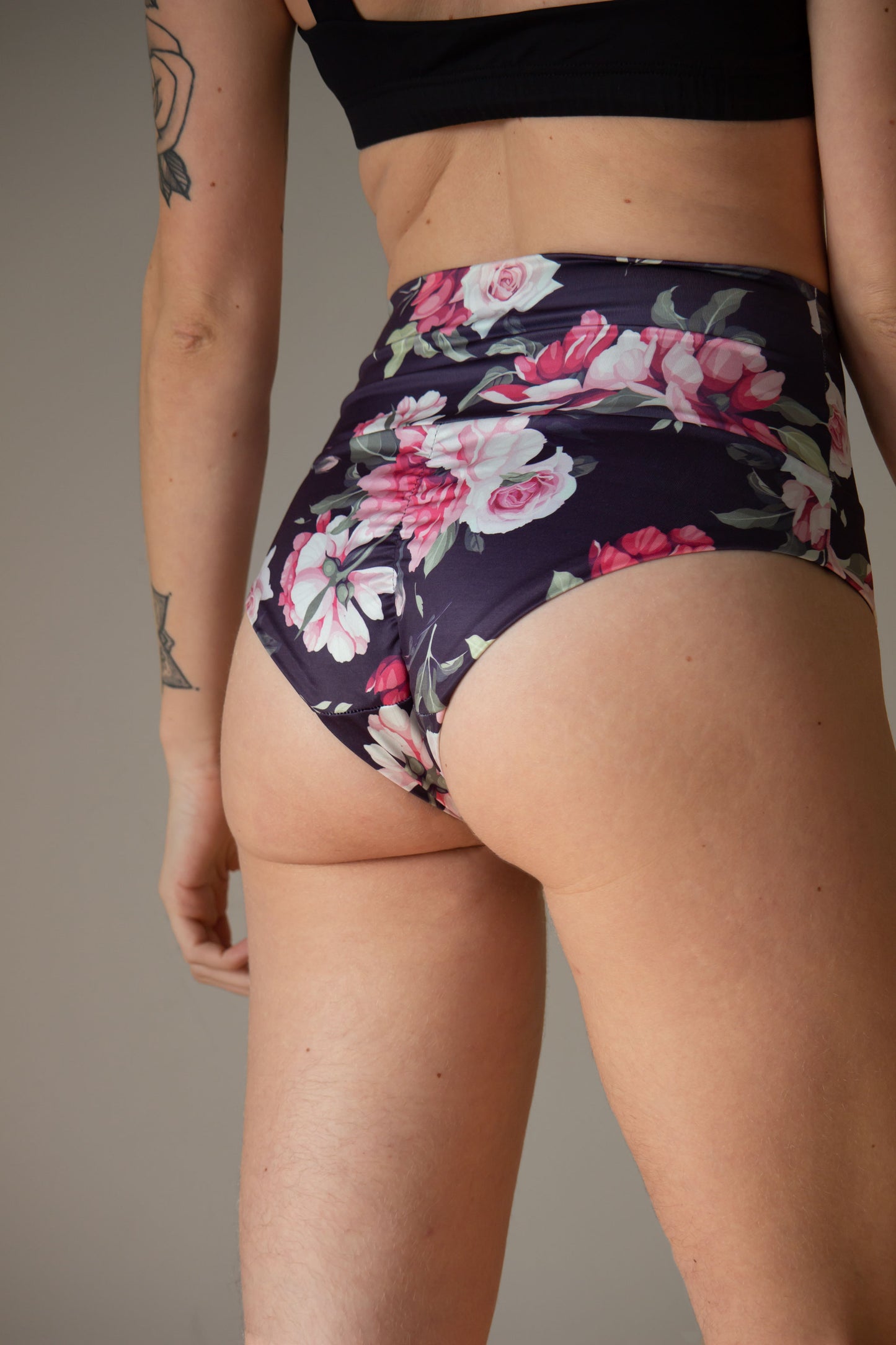 High waist floral print shorts for pole dance with a cheeky brazil scrunch back